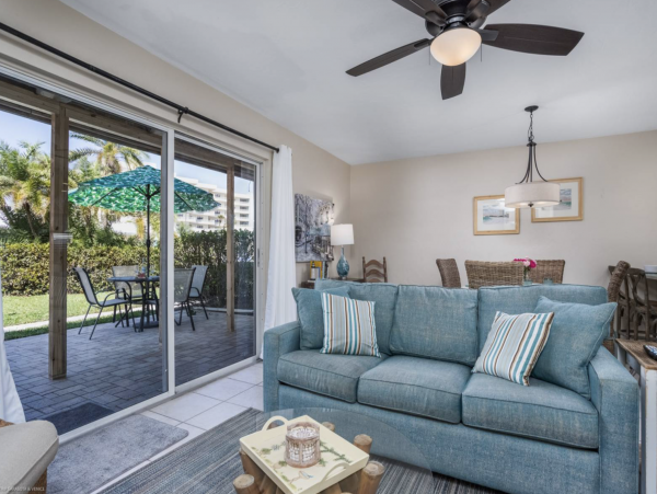 On Beach Siesta Key Vacation Condo Two Bedrolom Sleeps 8